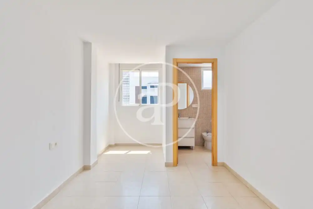 Wohnung zur Miete in Sagunto / Sagunt mit Klimaanlage, Heizung und Terrasse