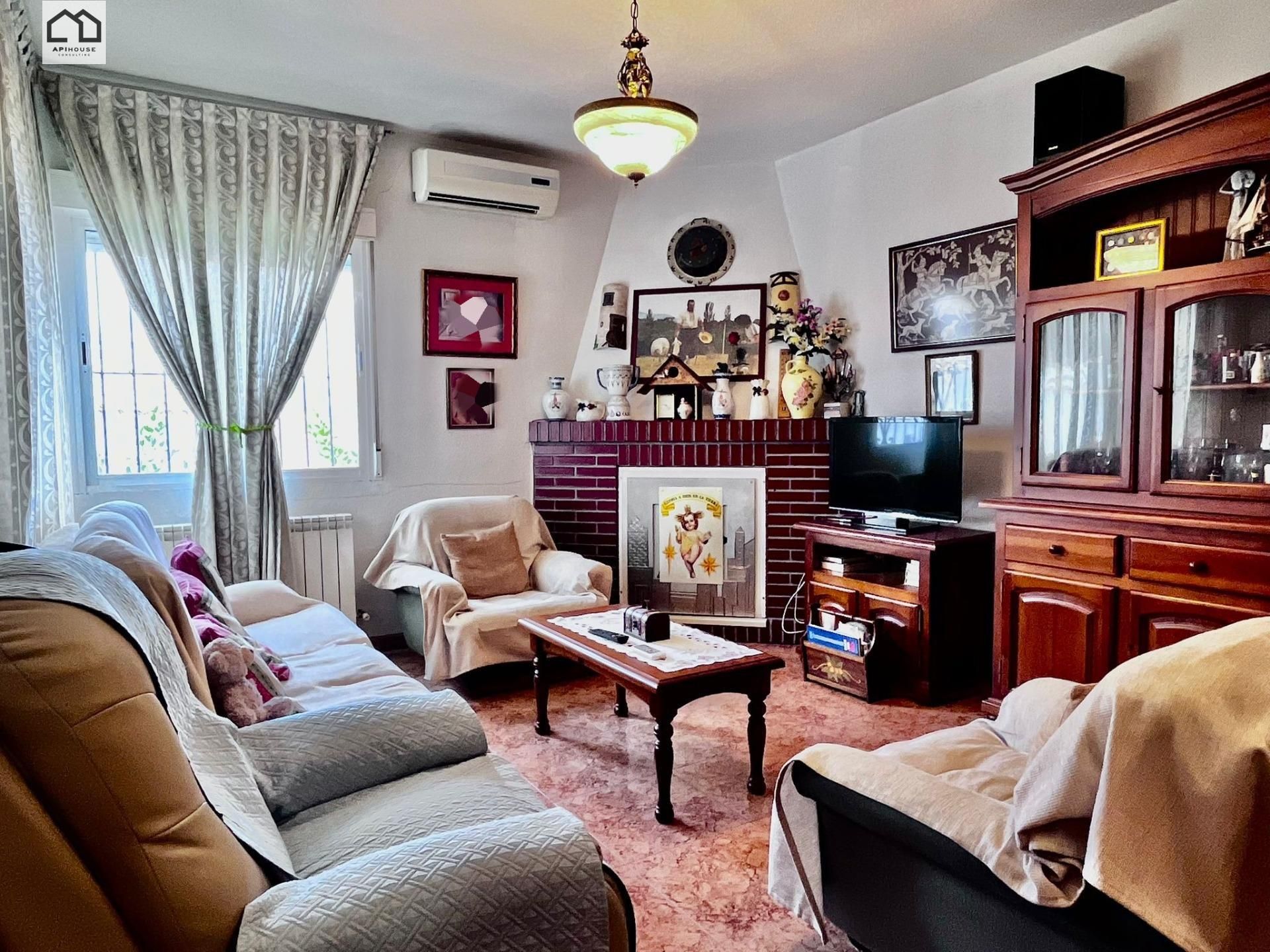 Sala d'estar de Casa o xalet en venda en Otero