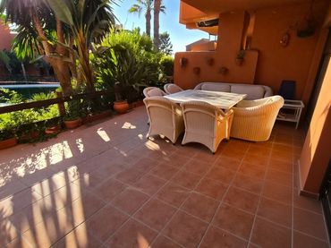 Ground floor with pool for sale in Playa Bahía Dorada