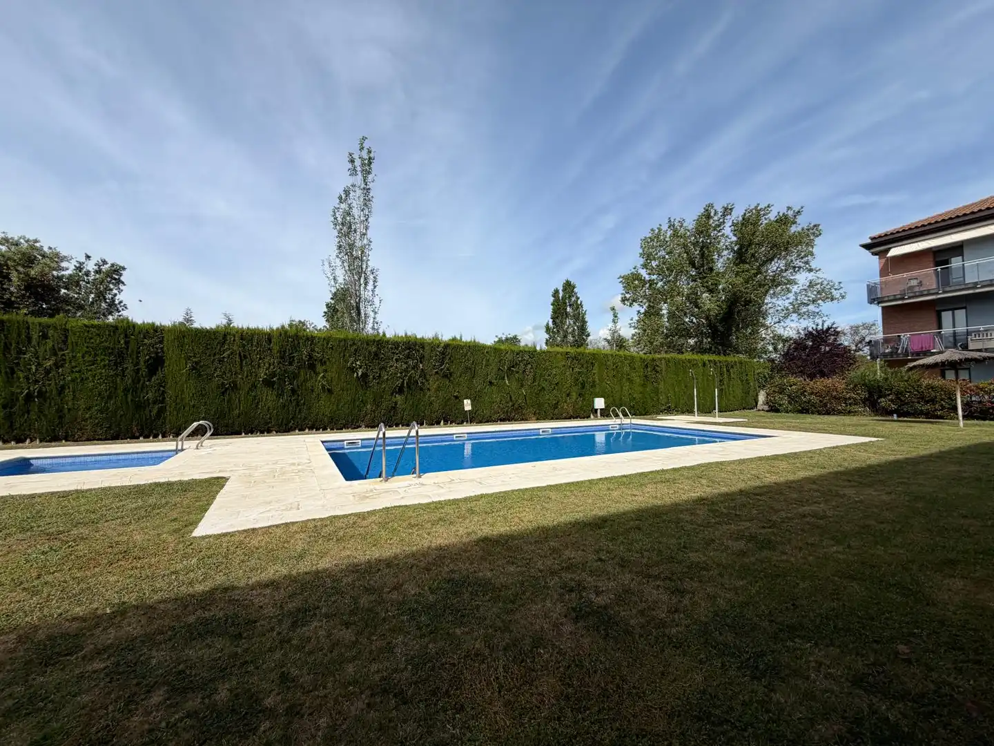 Schwimmbecken von Erdgeschoss zur Miete in Calonge i Sant Antoni mit Klimaanlage, Terrasse und Möbliert
