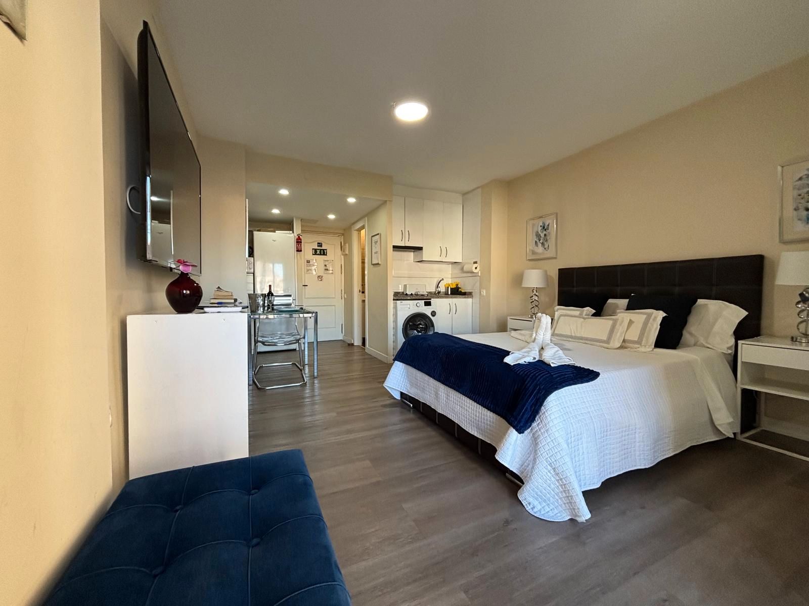 Habitación de Estudio en venta en Benalmádena con Aire acondicionado, Terraza y Amueblado