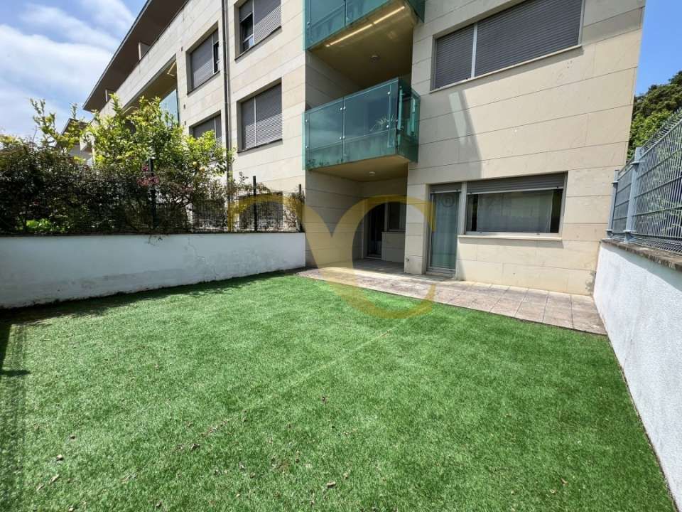 Terrassa de Pis en venda en Llanes amb Calefacció, Jardí privat i Terrassa