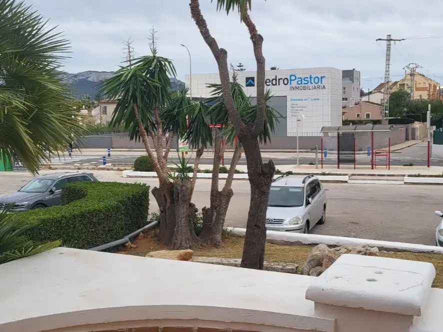 Parking de Oficina en venta en Dénia con Terraza