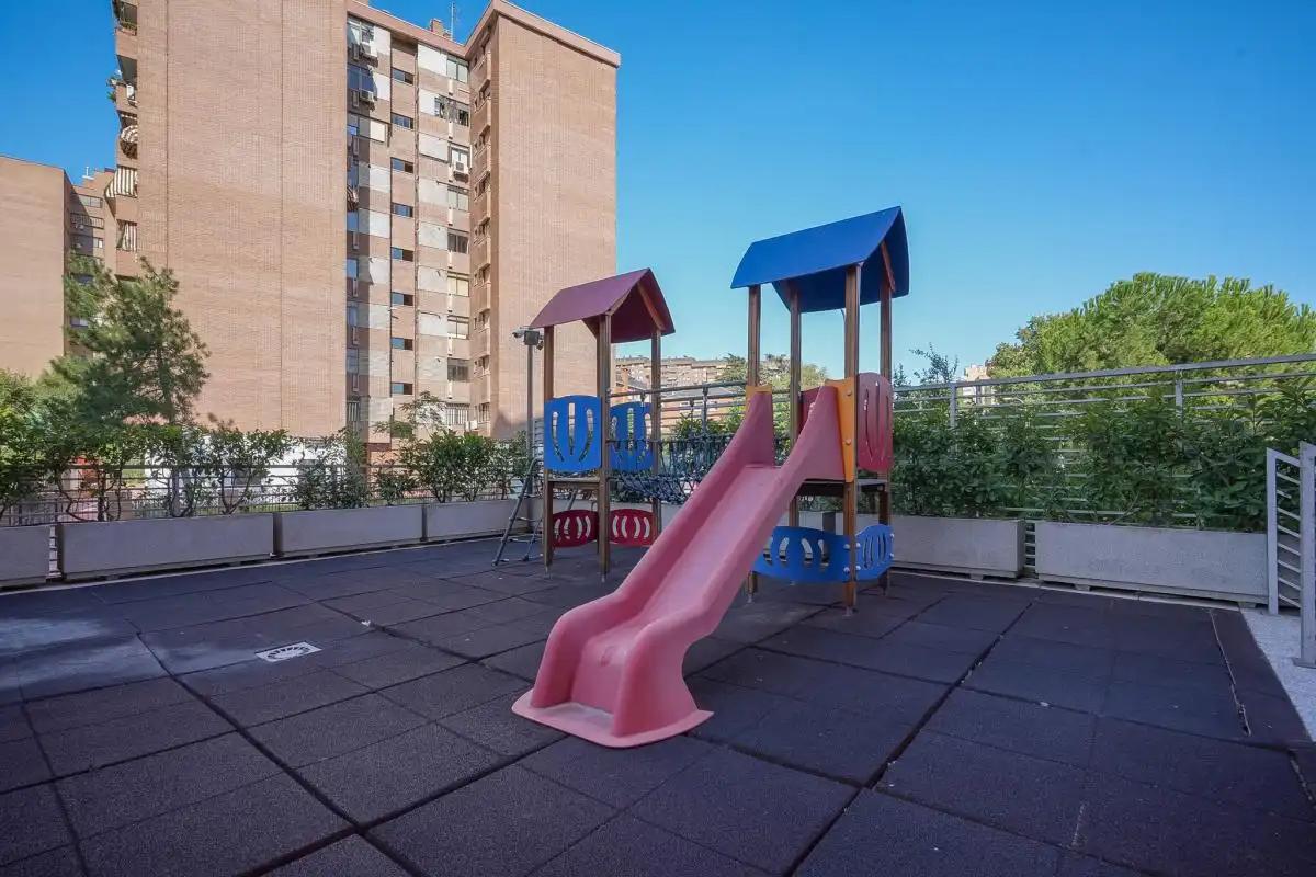 Terrace of Attic for sale in Madrid  with Air Conditioner, Heating and Private garden