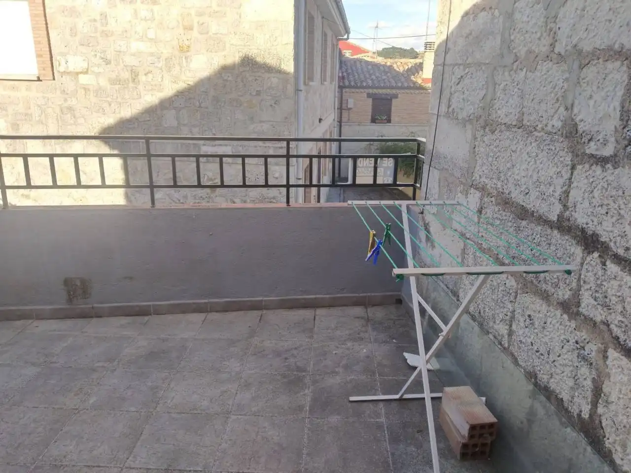 Terraza de Casa adosada en venta en Susinos del Páramo con Calefacción, Terraza y Amueblado