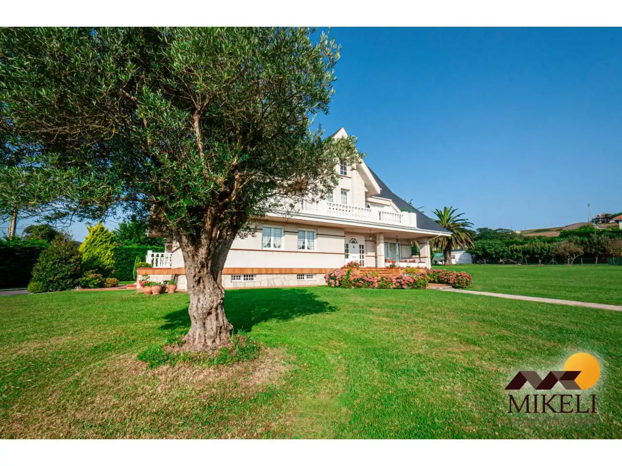 Jardín de Casa o chalet en venta en Santa Cruz de Bezana con Calefacción, Jardín privado y Terraza