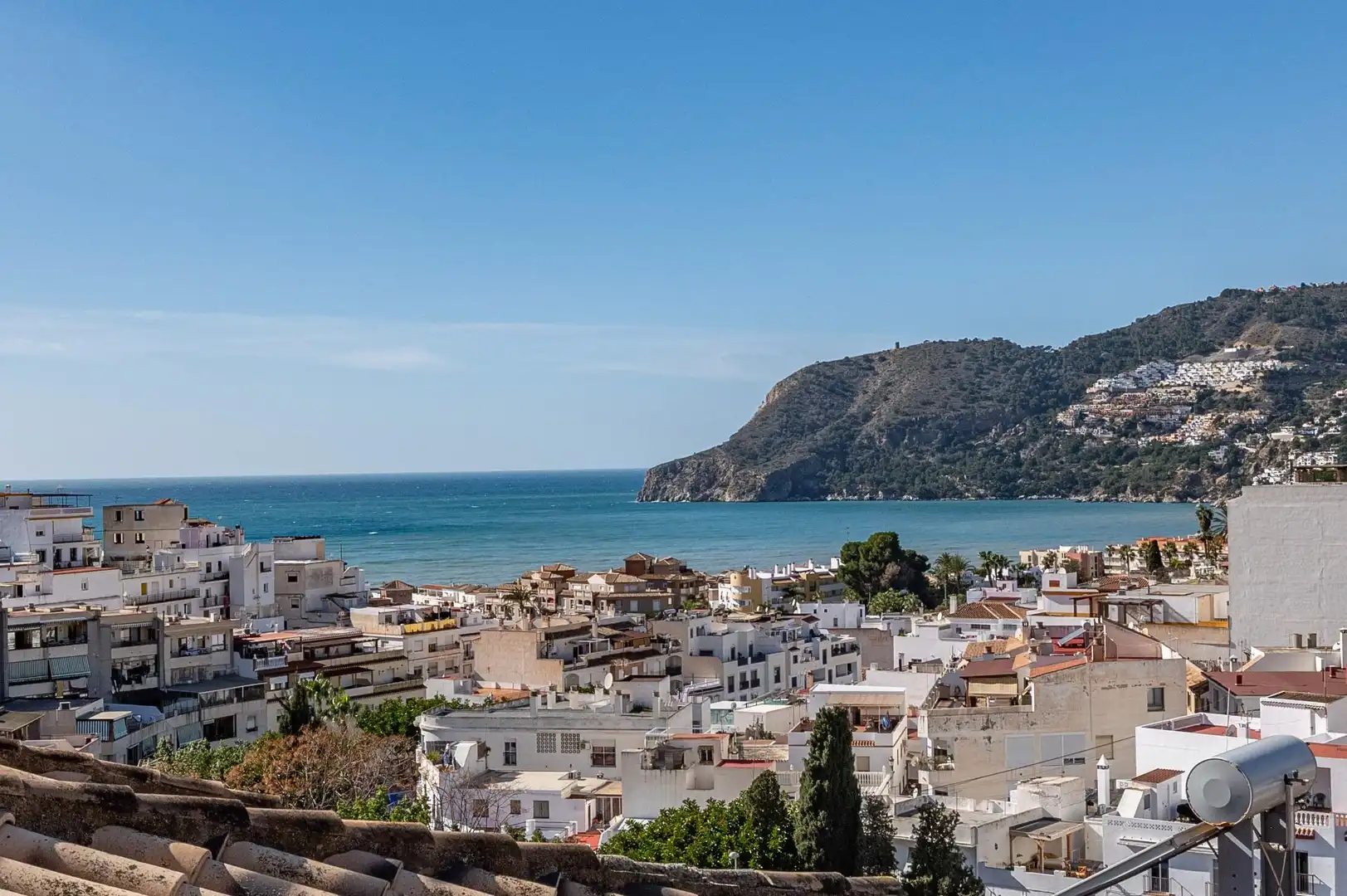 Exterior view of Houses for sale in Almuñécar