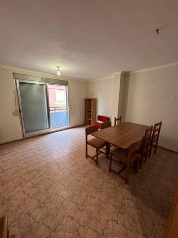 Piso en Venta en Calle MAESTRO CHAPI en El Mercado