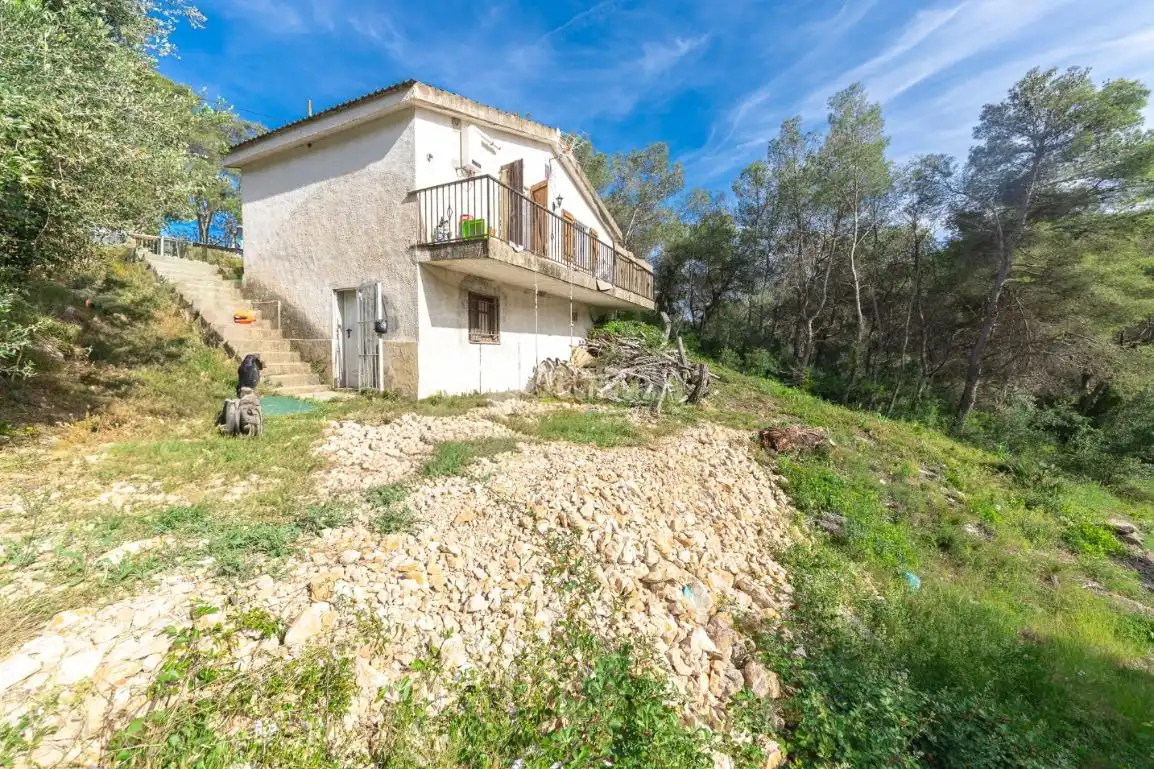 Vista exterior de Casa o xalet en venda en Rodonyà amb Calefacció, Parquet i Balcó