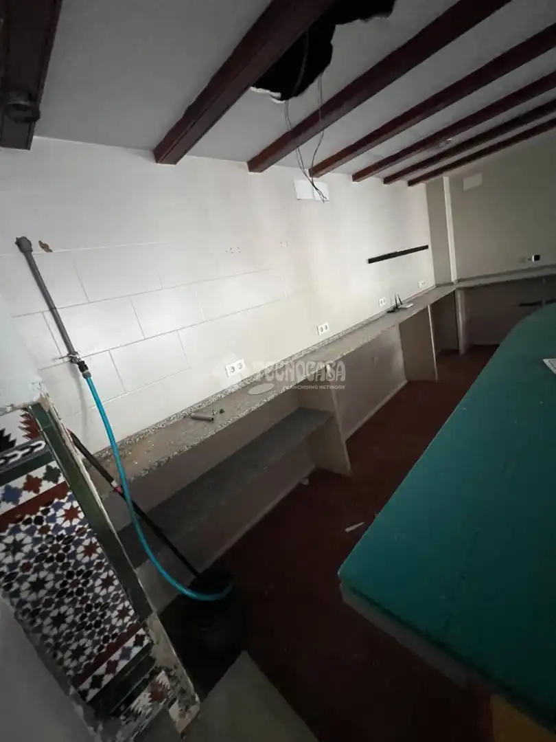 Cuina de Local en venda en Conil de la Frontera amb Terrassa i Moblat