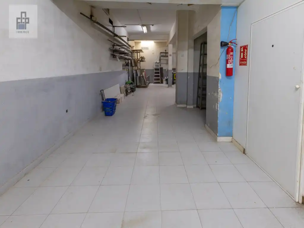 Gewerbefläche zum Verkauf in Calle Pau Claris De, imagen 24