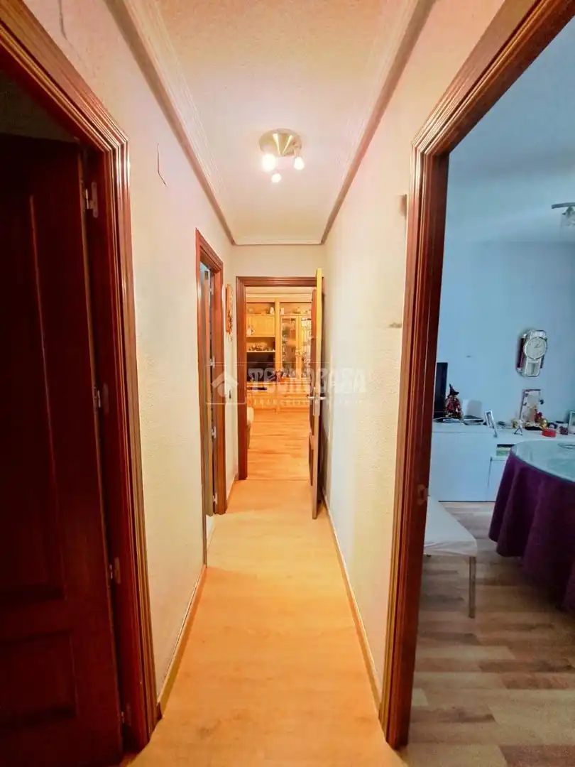 Piso en venta en Parla con Calefacción y Terraza