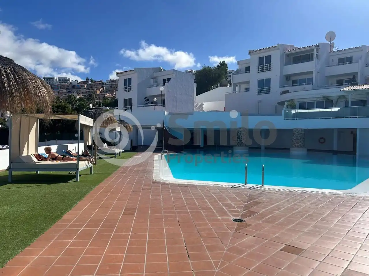 Estudi amb piscina en venda a Italia 1