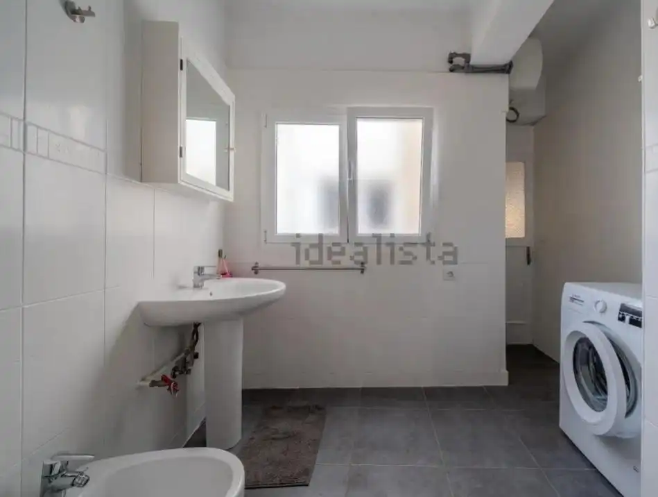 Badezimmer von Wohnung zur Miete in Las Palmas de Gran Canaria mit Parkett und Möbliert