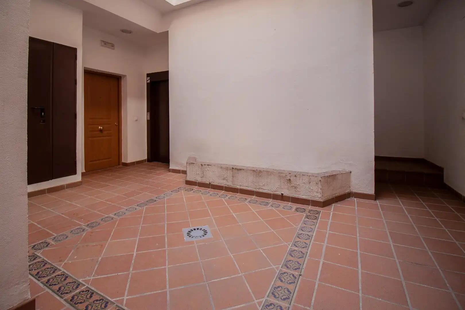 Duplexes for sale in Tomares  with Air Conditioner, Terrace and Balcony