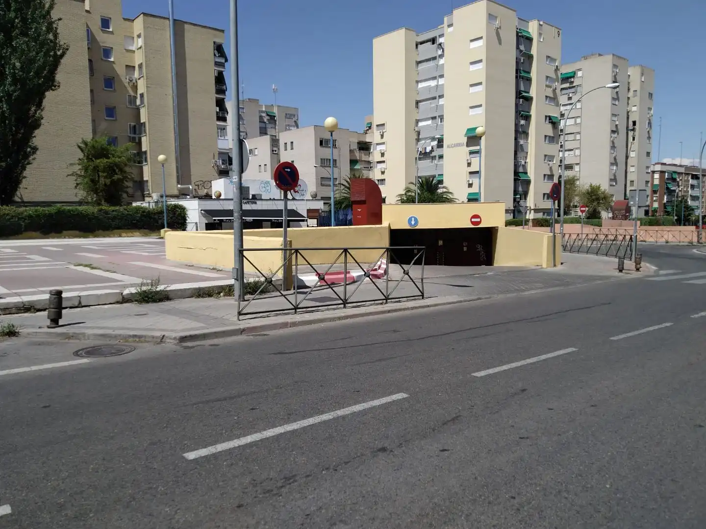 Aparcament de Garatge de lloguer en Leganés amb Alarma