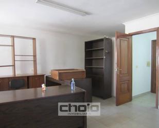 Office to rent in Lugo Capital