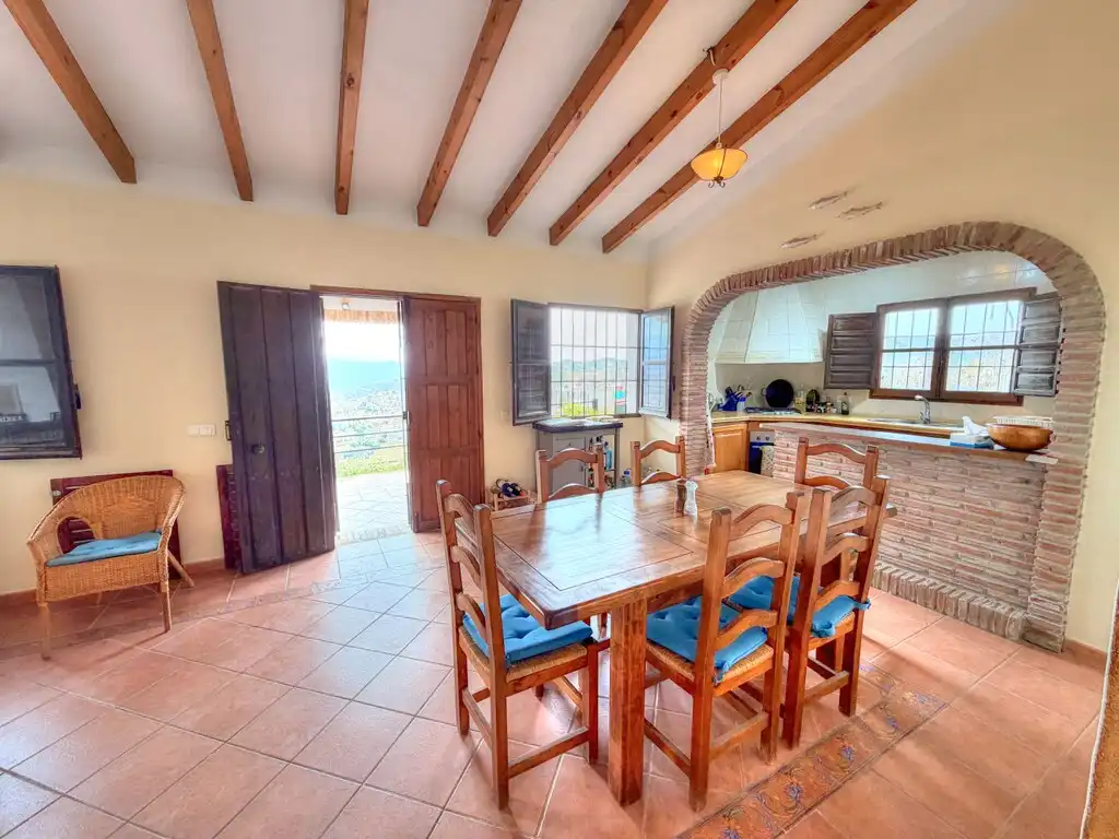 Comedor de Finca rústica en venta en Almáchar con Jardín privado, Trastero y Piscina