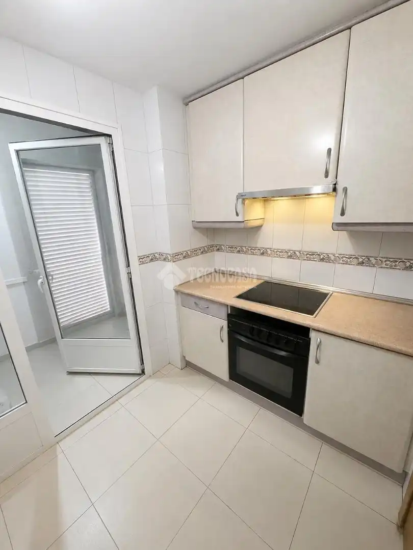 Cocina de Piso en venta en Madrid con Calefacción y Terraza