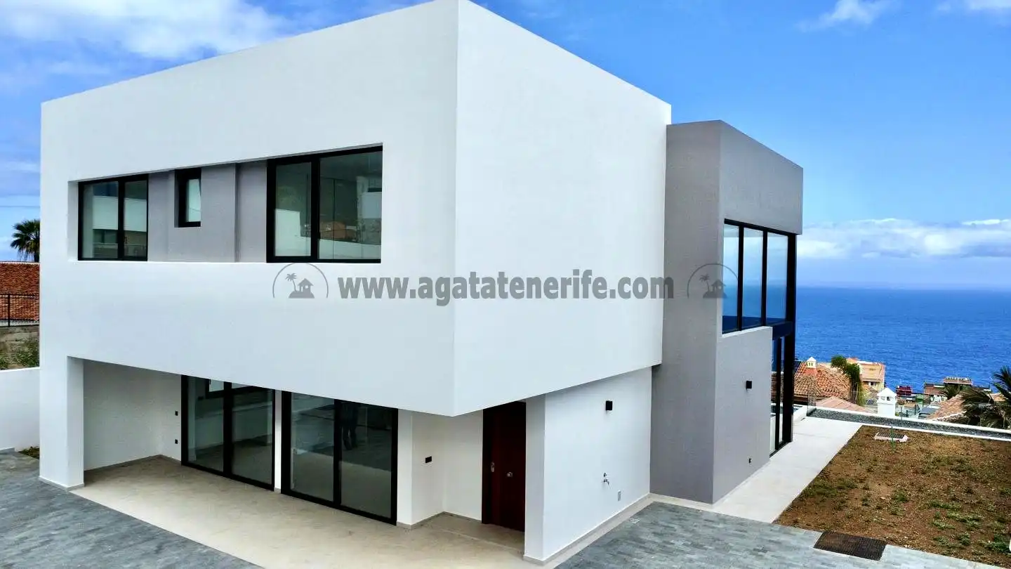 Exterior view of Houses for sale in Los Realejos  with Terrace, Swimming Pool and Balcony