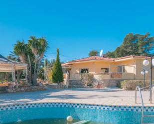 Vista exterior de Casa o xalet de lloguer en L'Alfàs del Pi amb Jardí privat, Terrassa i Traster