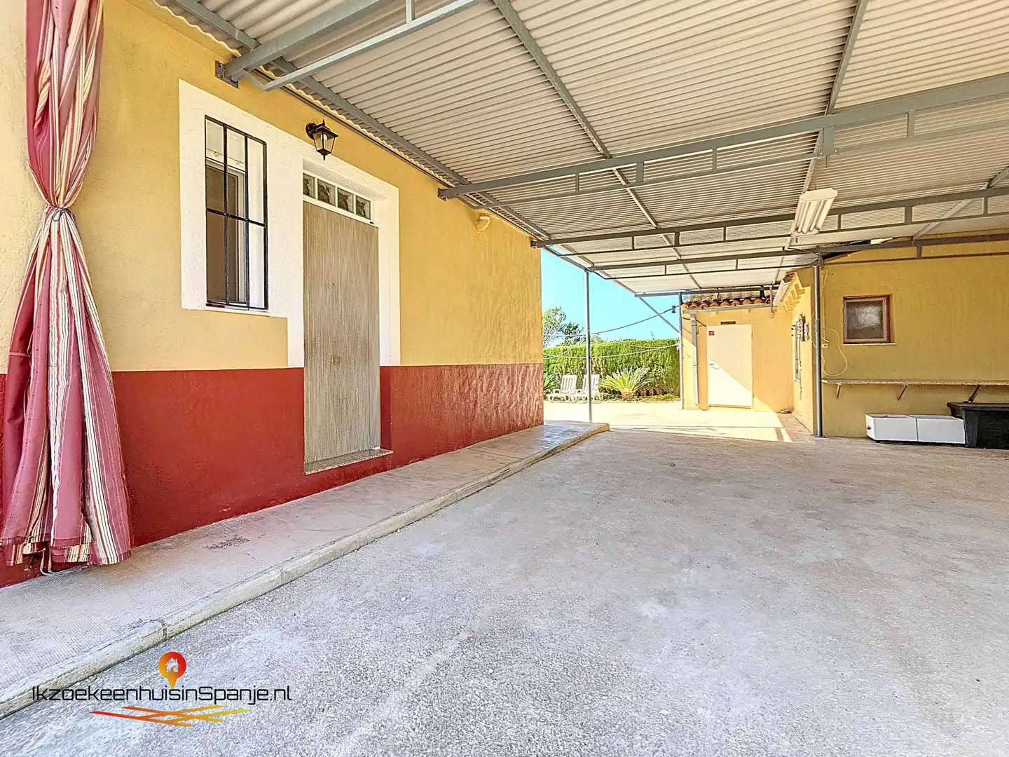 Exterior view of Houses for sale in Caudete  with Terrace