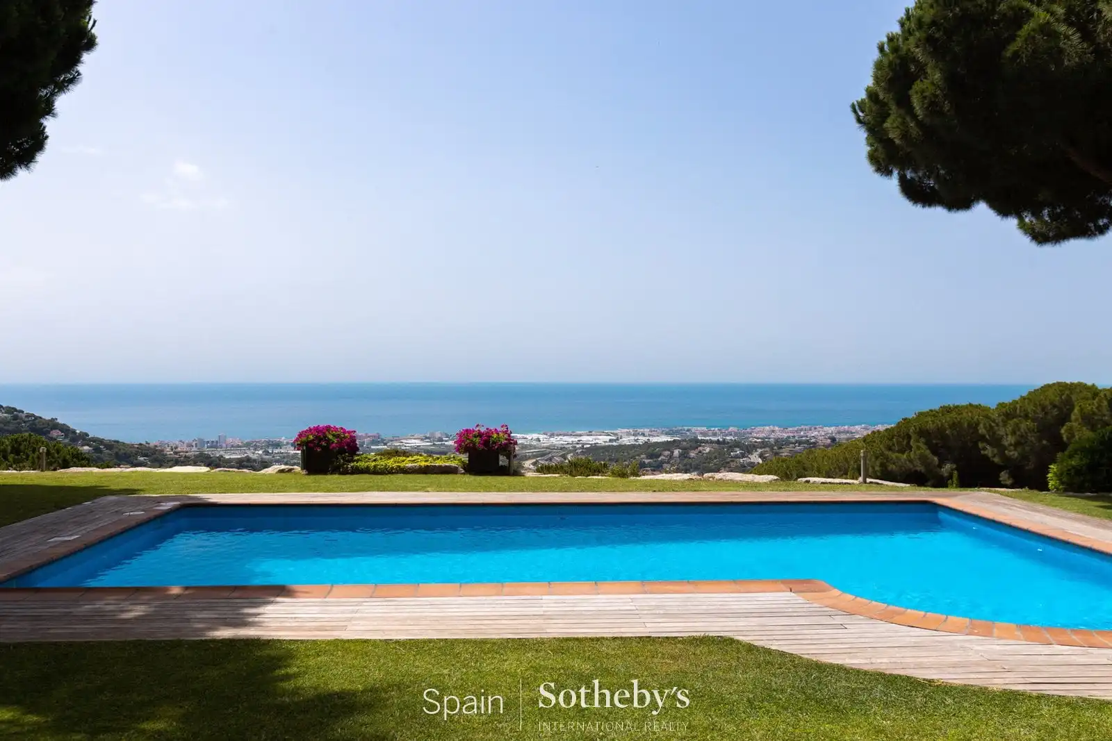 Casa con piscina en venta en Cabrils