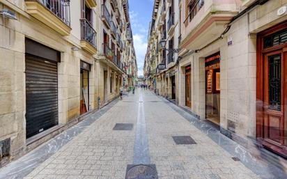 Vista exterior de Pis en venda en Donostia - San Sebastián 