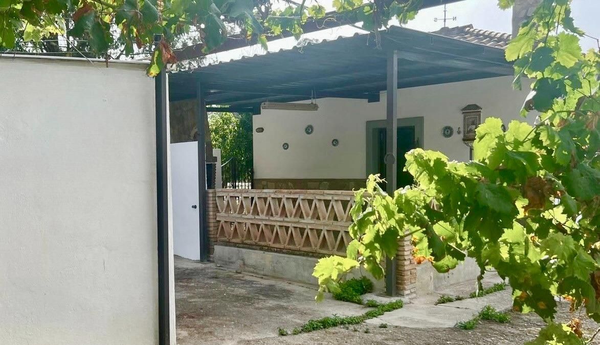 Vista exterior de Casa o xalet en venda en Coín amb Terrassa