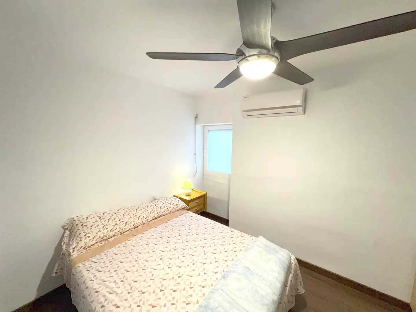 Habitación de Apartamento en venta en Santa Pola con Aire acondicionado, Terraza y Amueblado