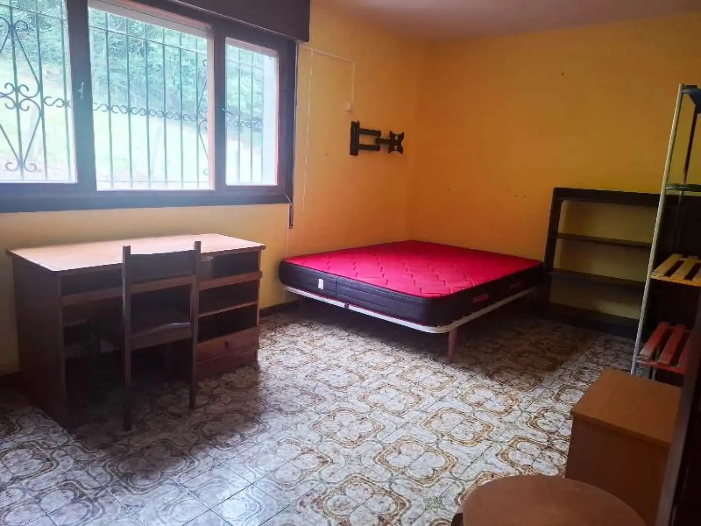 Habitación de Casa o chalet en venta en Los Tojos  con Calefacción y Parquet