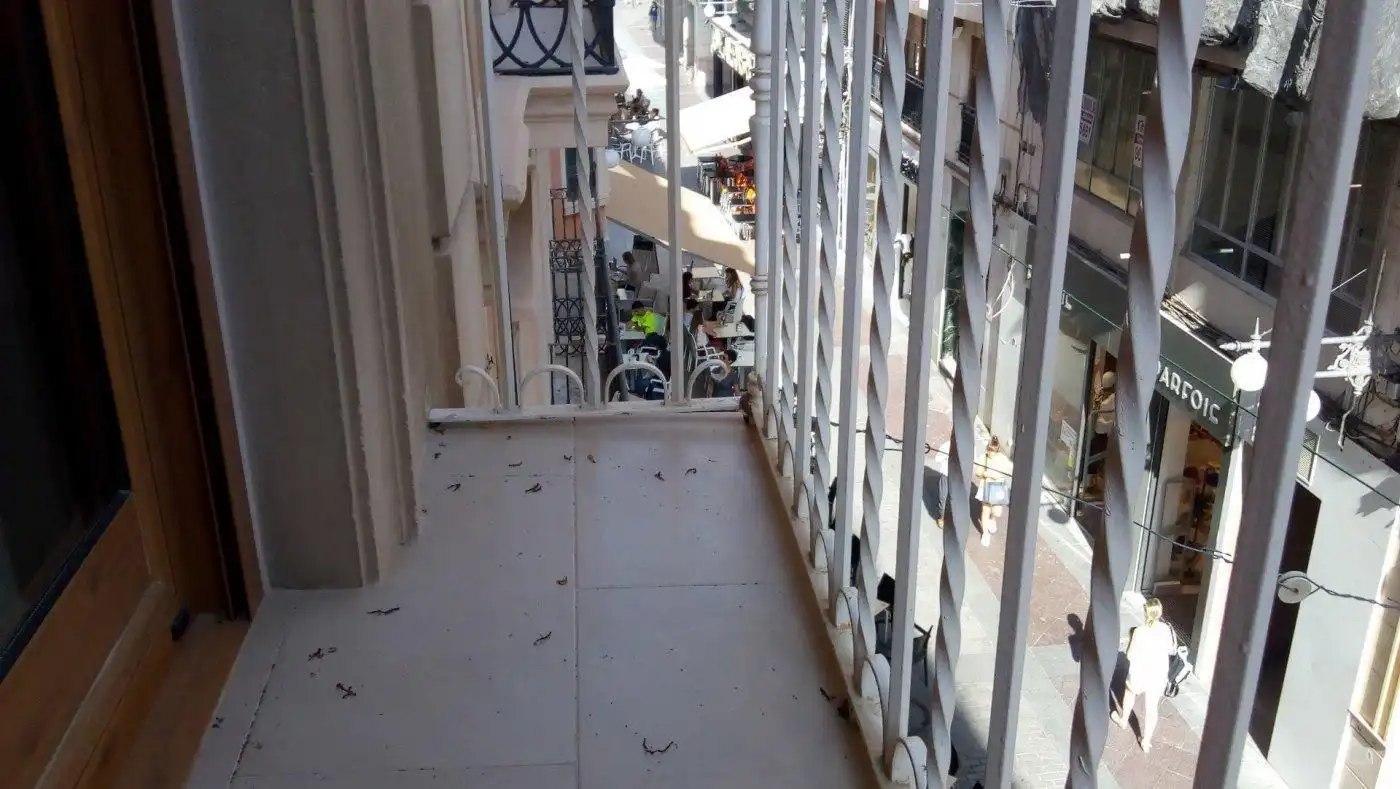 Terraza de Piso de alquiler en Elche / Elx con Aire acondicionado, Parquet y Trastero