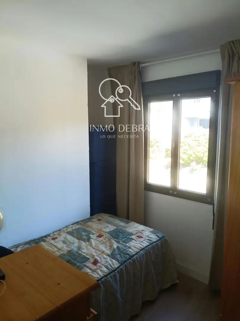 Habitación de Casa adosada en venta en Muros de Nalón
