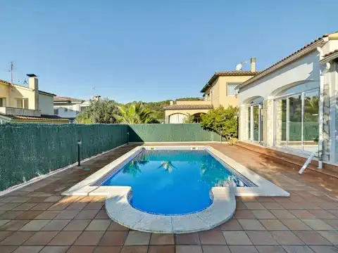 House with terrace for sale in Carrer de Sòcrates, imagen 4