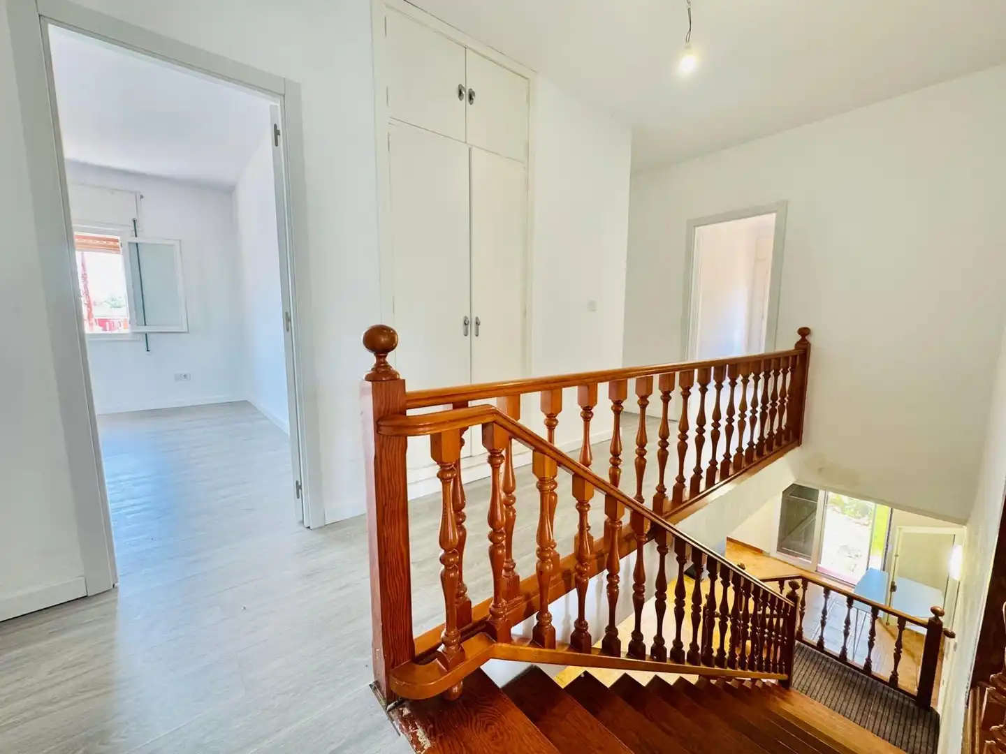 Houses for sale in Algeciras  with Private garden and Swimming Pool
