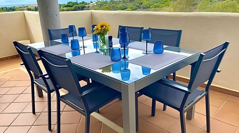 Foto 4 de Apartamento de alquiler en Elviria, Marbella