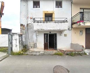 Vista exterior de Casa adosada en venda en Laredo