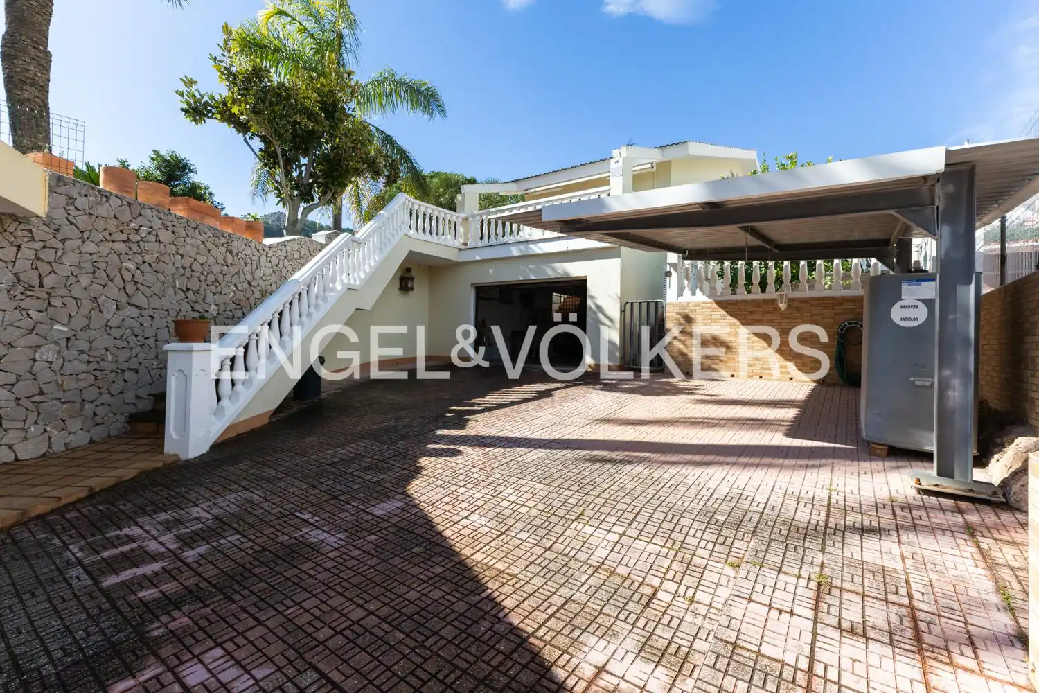 Vista exterior de Finca rústica en venta en Benicasim / Benicàssim con Calefacción, Jardín privado y Terraza