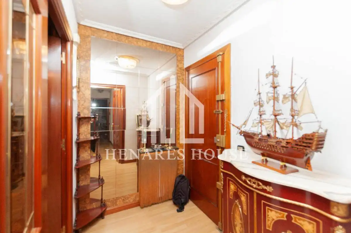 Piso con ascensor en venta en Estación - Parque O'Donnell