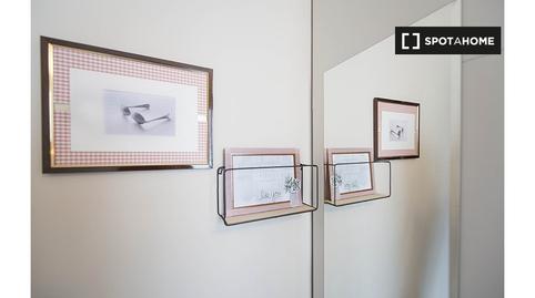 Foto 5 de Piso para compartir en Casco Viejo, Bilbao