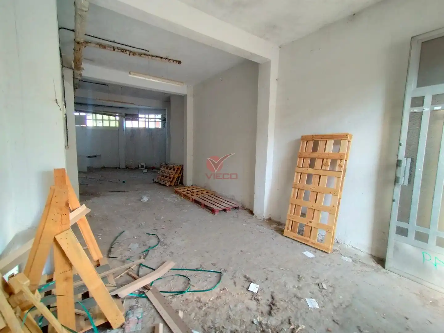 Local comercial en venda a REYES CATOLICOS, imagen 2