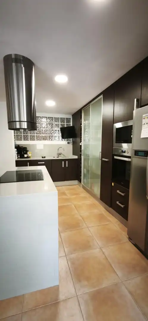 Cuina de Casa o xalet en venda en Argentona amb Jardí privat