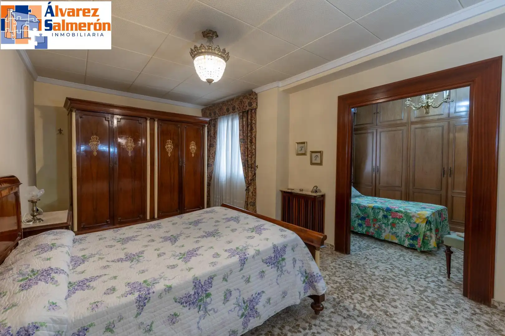 Habitación de Piso en venta en Granada