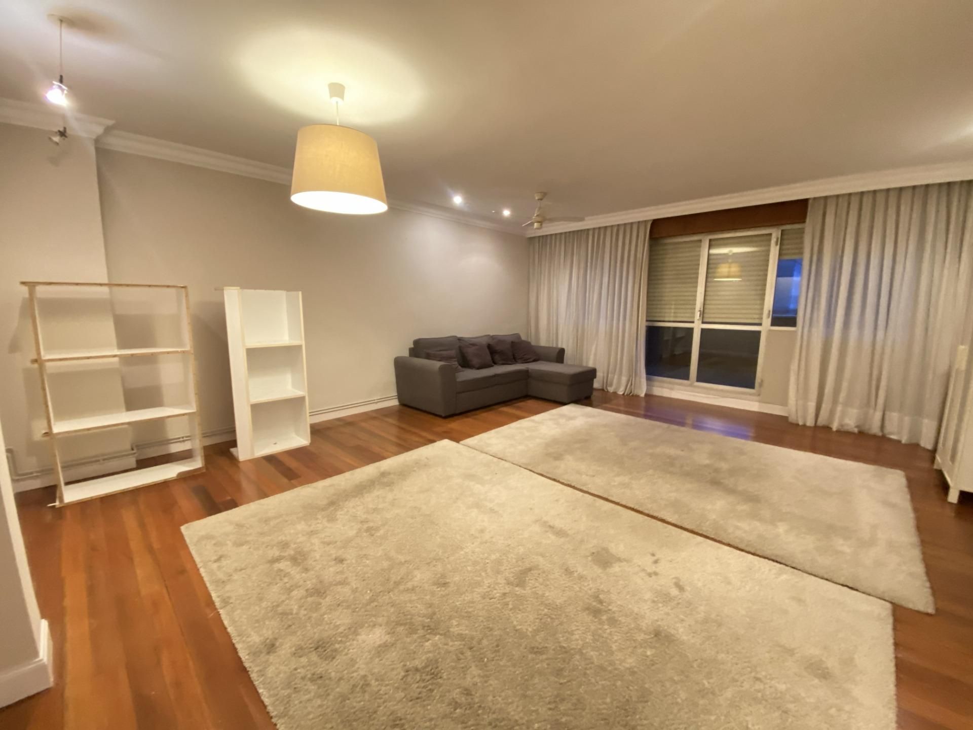 Wohnzimmer von Maisonette zur Miete in Leioa mit Terrasse