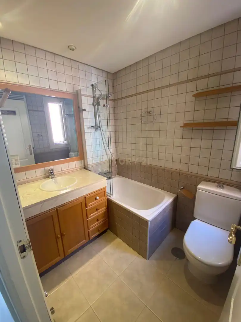 Baño de Casa o chalet de alquiler en Las Rozas de Madrid con Aire acondicionado, Lavadora y Microondas