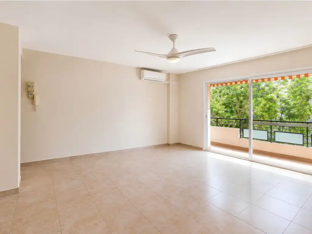 Sala de estar de Piso en venta en Fuengirola con Aire acondicionado, Amueblado y Horno