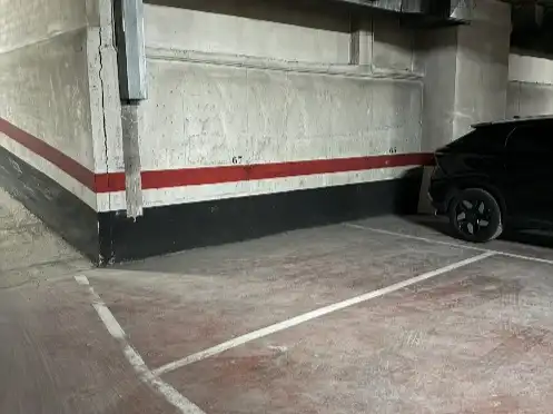 Aparcament de Garatge de lloguer en Zaragoza