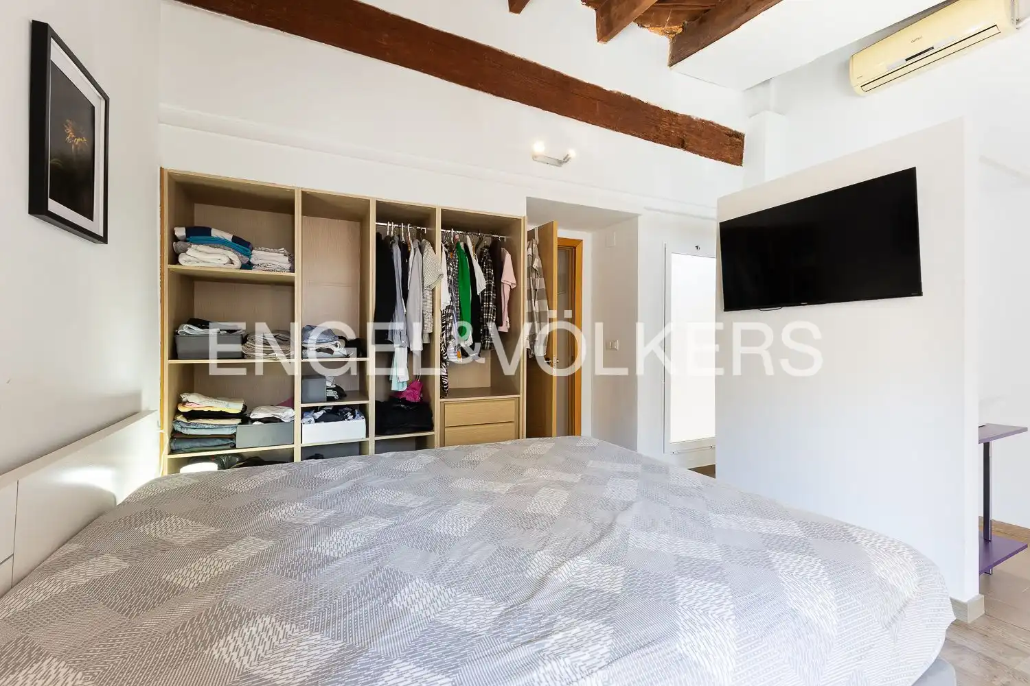 Schlafzimmer von Wohnung zum Verkauf in Valencia mit Klimaanlage, Heizung und Balkon