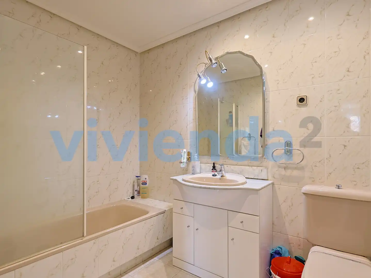 Baño de Piso en venta en Madrid con Aire acondicionado, Calefacción y Terraza