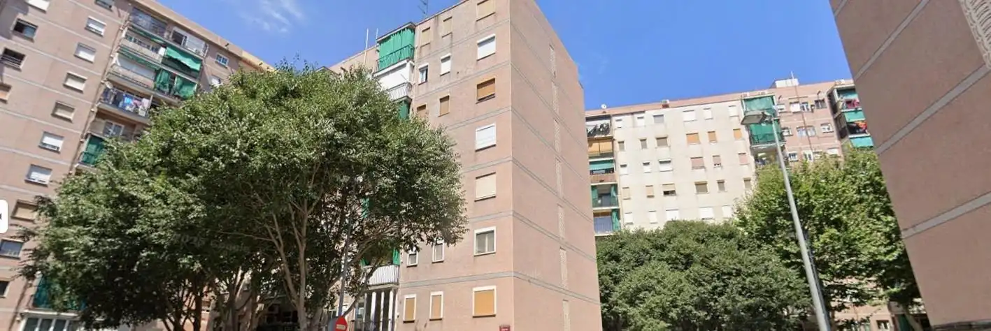 Flat with terrace for sale in Besós